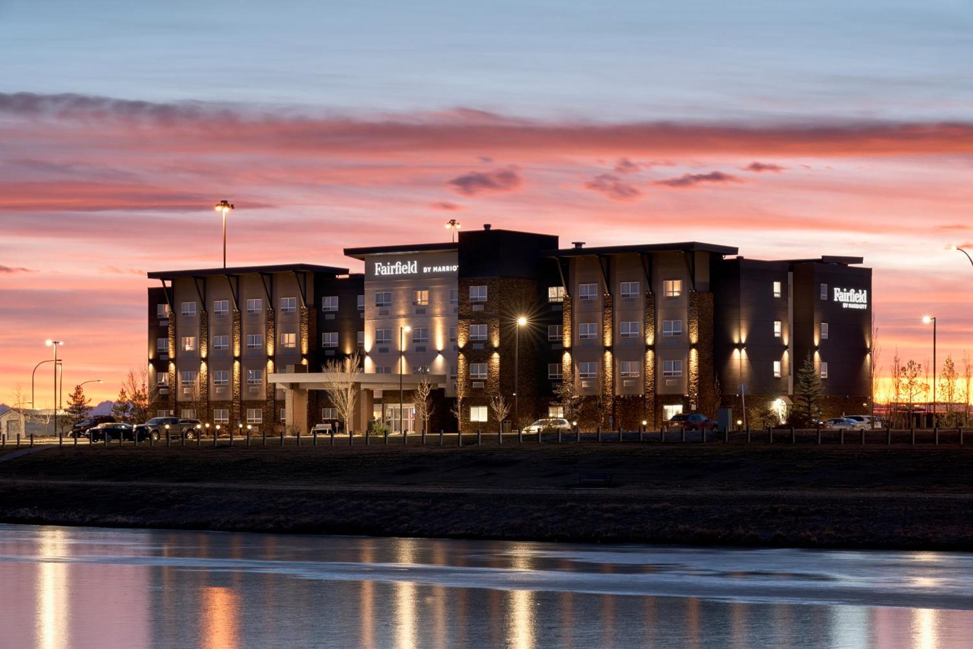 Fairfield Inn & Suites By Marriott Airdrie Zewnętrze zdjęcie